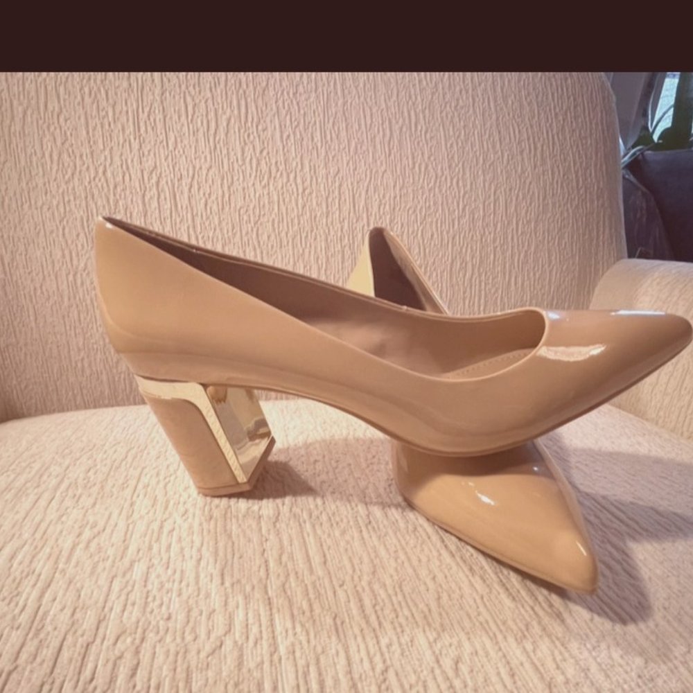 DKNY Mirrored 2" Pumps